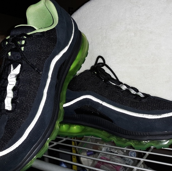 Nike Other - Nike Air Sneakers